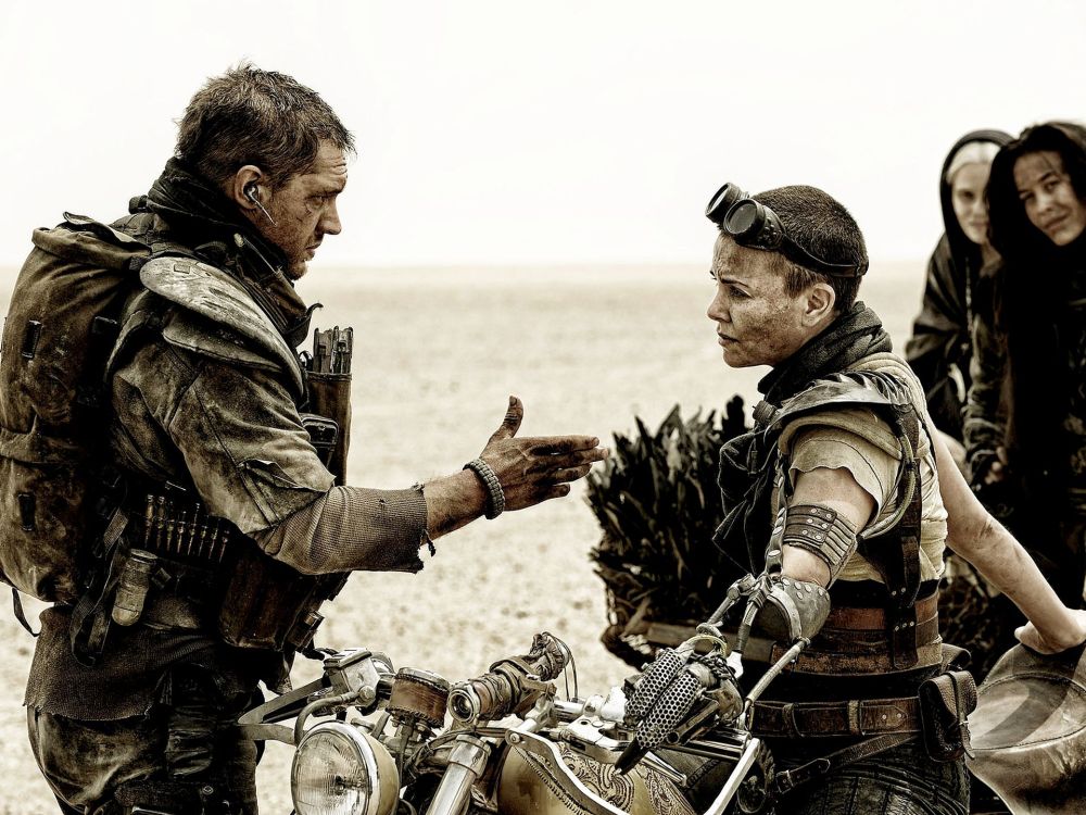 tom-hardy-charlize-theron-mad-max-fury-road[1]