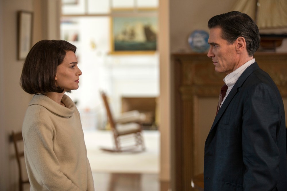 This image released by Fox Searchlight shows Natalie Portman as Jackie Kennedy, and Billy Crudup in a scene from the film, "Jackie." (William Gray/Fox Searchlight via AP)