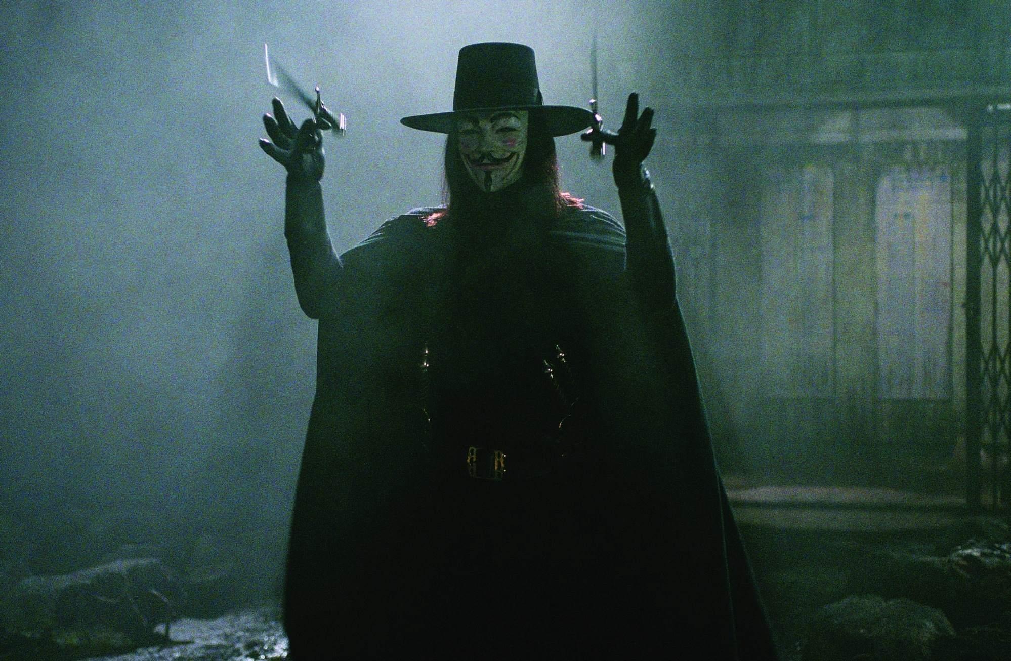still-of-hugo-weaving-in-v-for-vendetta-2005-large-picture[1]