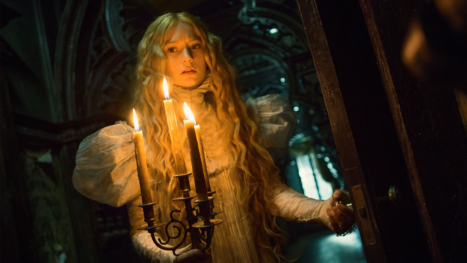 Crimson-Peak