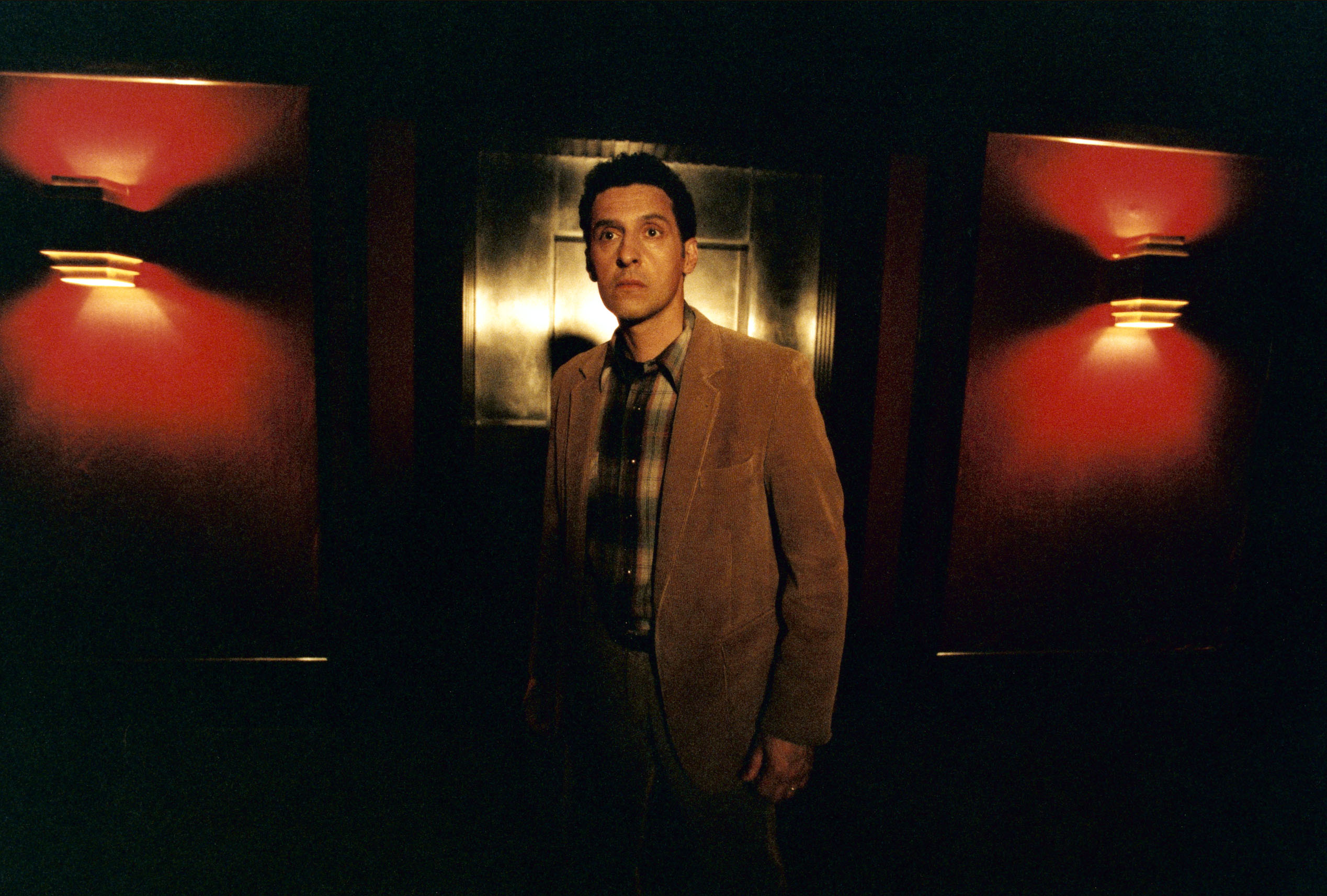 Fear X (2003) Review – The Cinema Critic