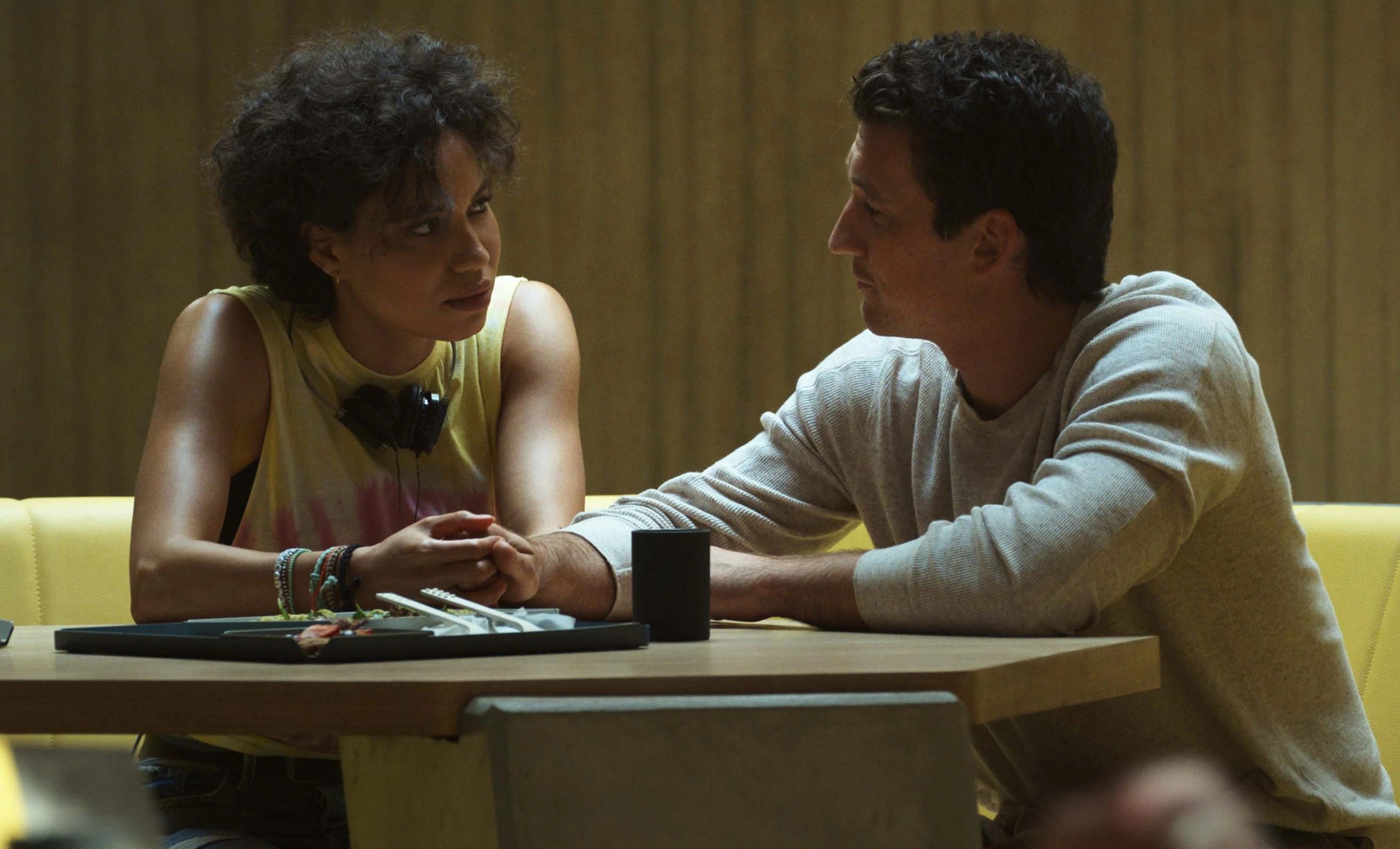 Spiderhead-Smollett-Teller