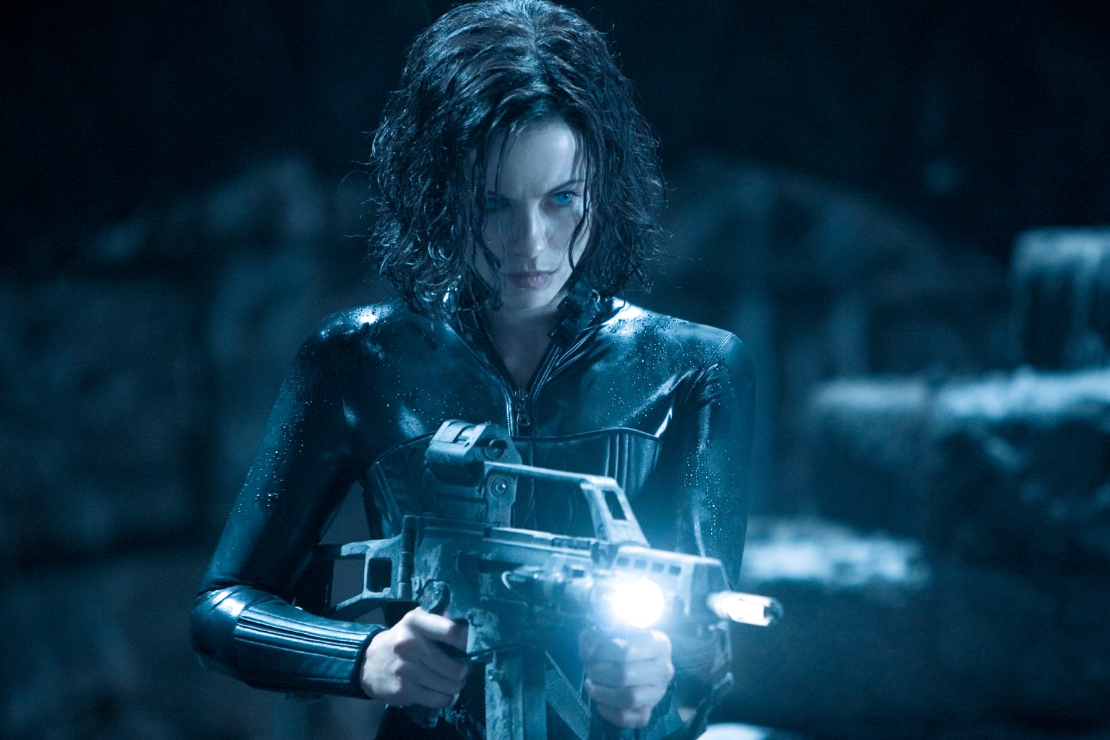 Underworld: Evolution (2006) Review – The Cinema Critic